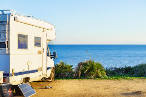 Read more about the article 6 Best 12V Batteries for RV and Dry Camping: A Comprehensive Guide