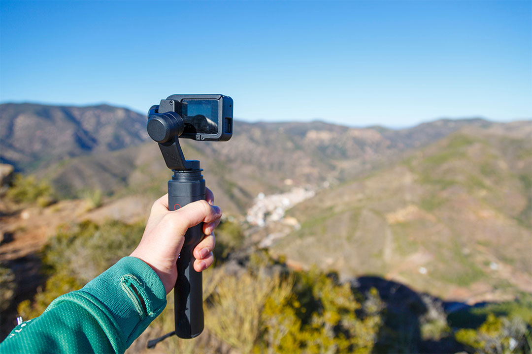 You are currently viewing 7 Best Action Camera Gimbals (2024): Buyers Guide